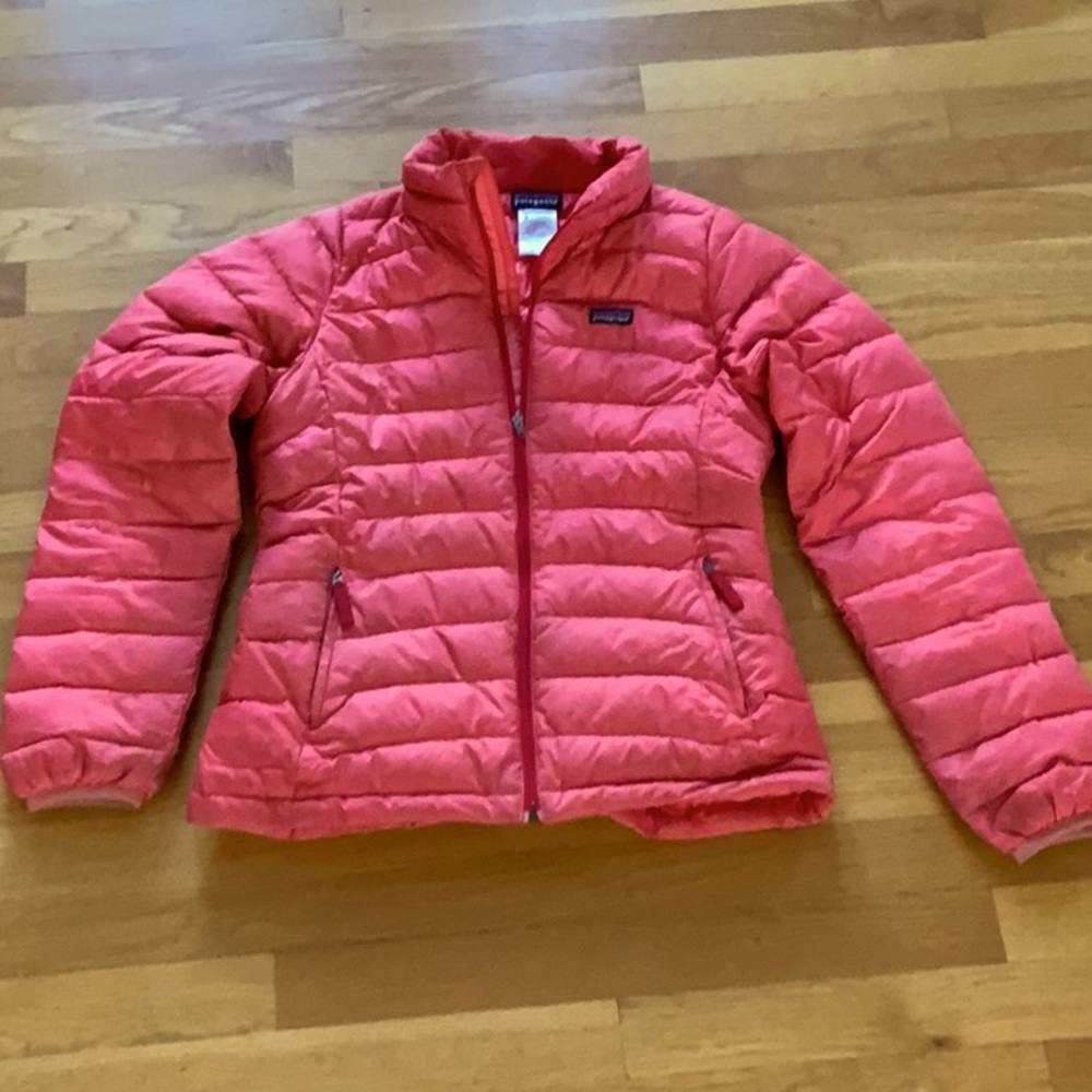 Patagonia Girls 14 down jacket